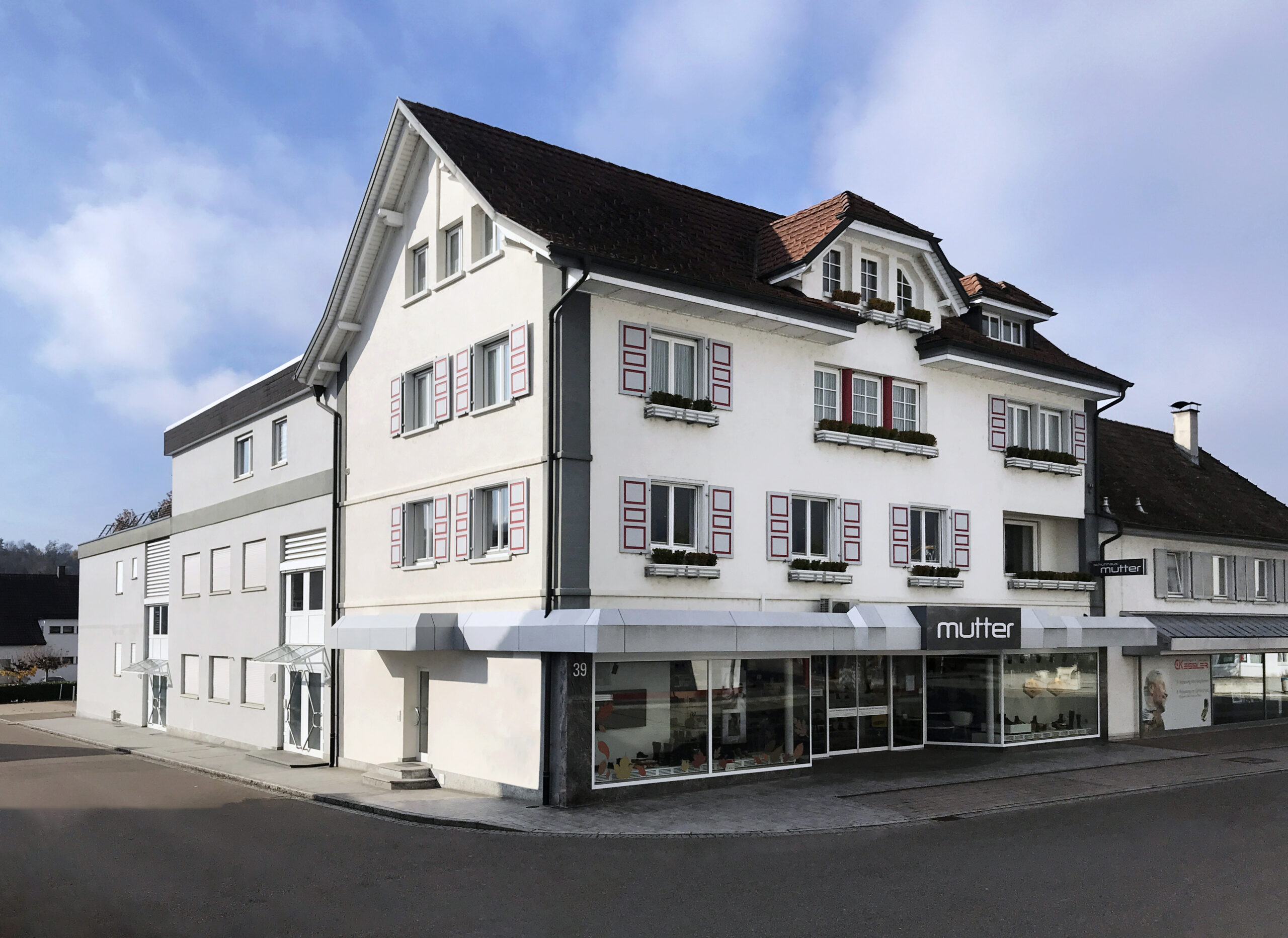 Außenansicht vom Schuhhaus Mutter